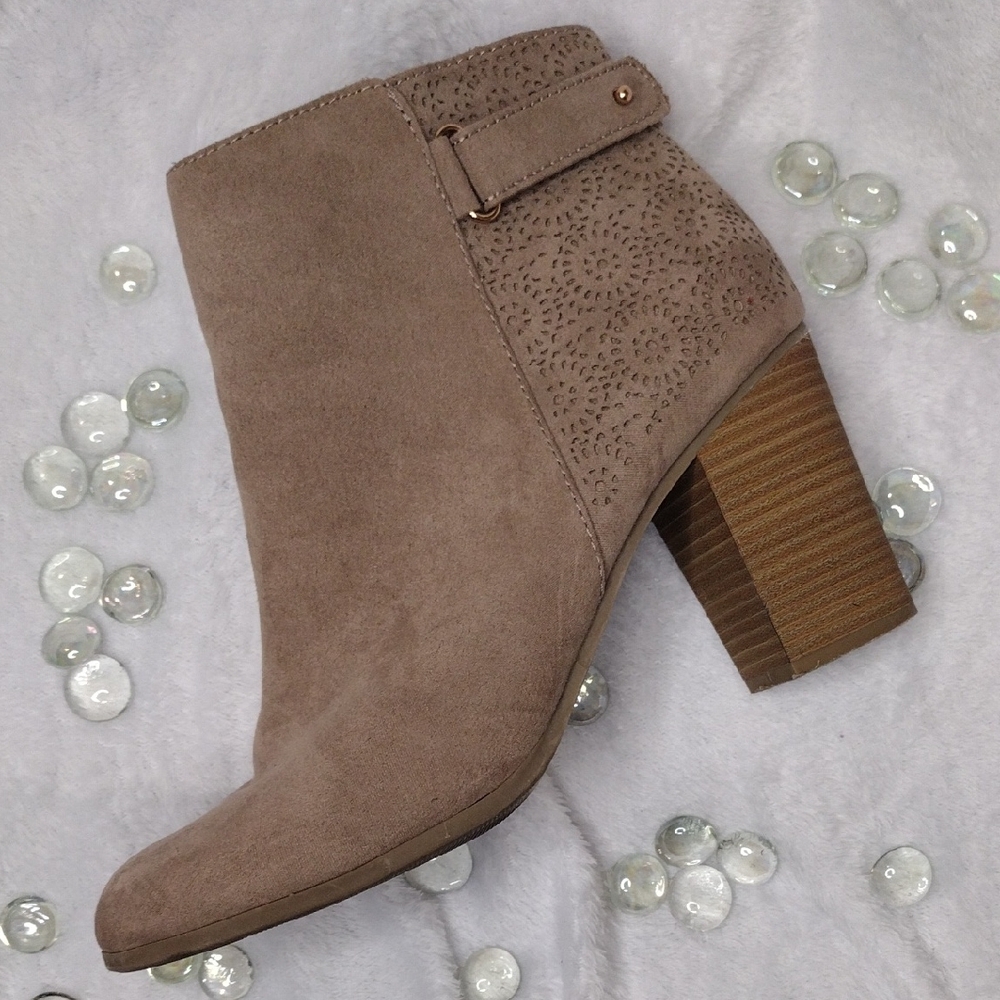 Lauren Conrad Tan Ankle Boots
